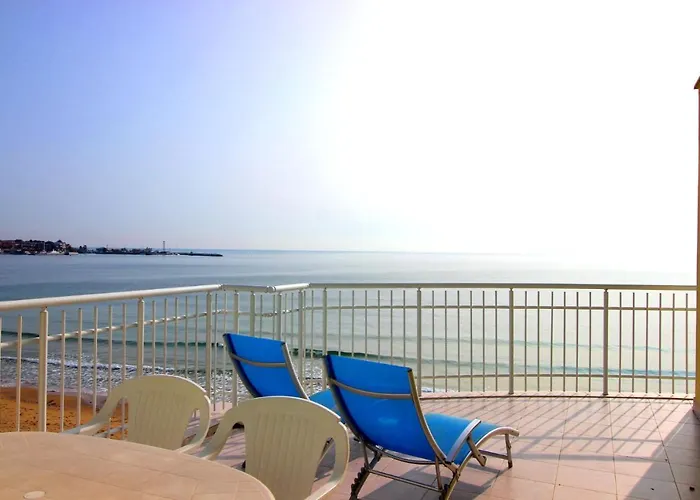 Lägenhet Perla First Line *