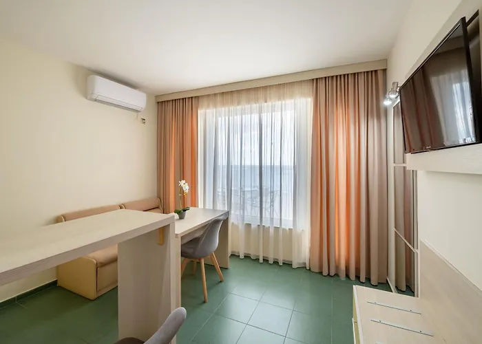 Perla First Line * Nesebar