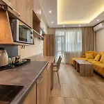 Perla First Line شقة