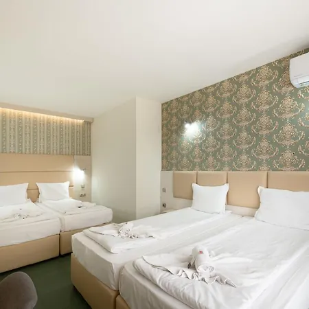 Perla First Line Apartamento